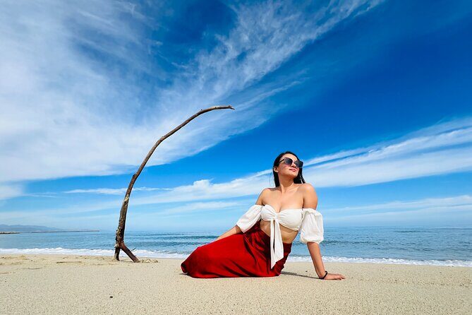 Private Photo Session Day in Los Cabos - The comfort extras: umbrellas, water, and beer