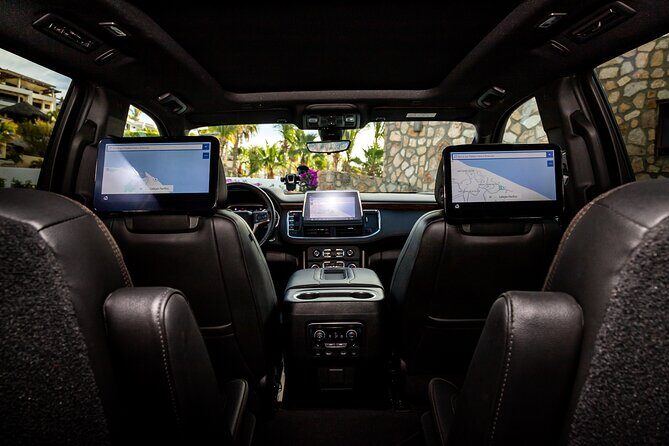 Private SUV Round-Trip from Airport to Four Seasons Resort Cabo - From SJD to Costa Palmas: what the round-trip really means
