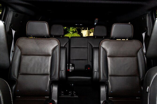 Private SUV Round-Trip from Airport to Four Seasons Resort Cabo - The optional 30-minute shopping stop (and when it’s worth skipping)