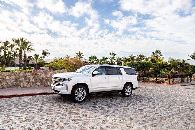 Private SUV Round-Trip from Airport to Hotels in the Corridor - Who This Transfer Best Fits (and Who Might Skip It)
