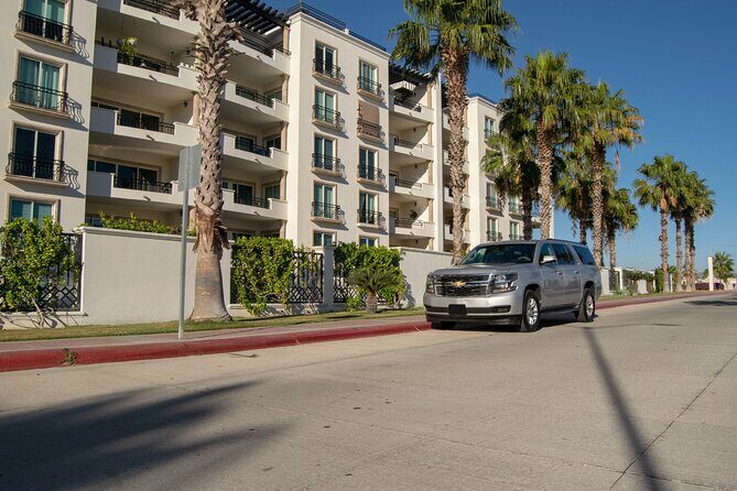 Private SUV RoundTrip From Airport to Hotels in Corridor Zone 2 - A Quick, Private Los Cabos Airport Ride to Corridor Zone 2