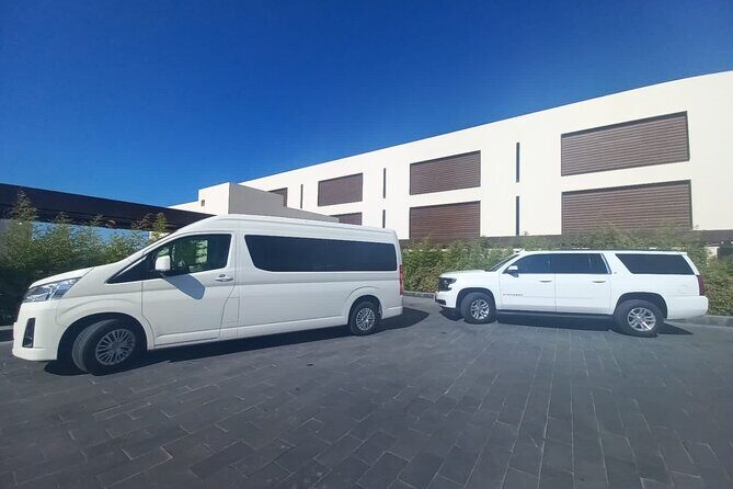 Prívate Transportation Service - Extras that can matter: kids, boosters, and timing for shopping stops