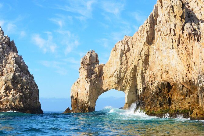 PRIVATE Whale Watch Tour | Cabo San Lucas | Biologist | FREE Pics - Sea of Cortez or the Pacific: where whales show up