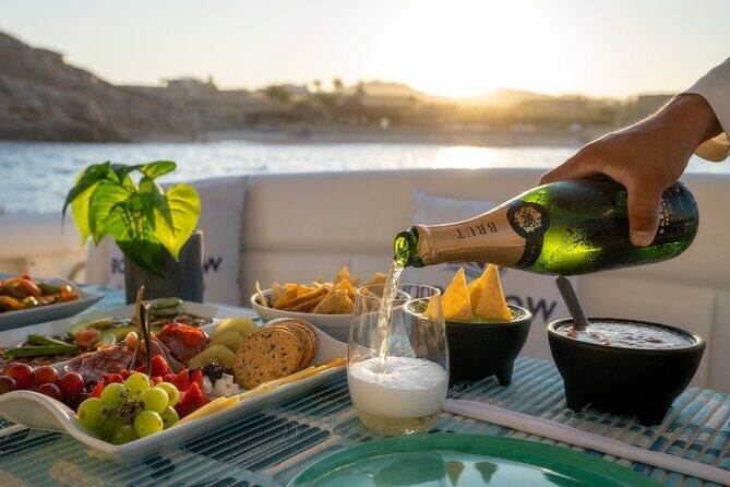 Private Yacht Cruise 4 Hour- Snorkeling & Paddle Boarding - Motion sickness and sun comfort: the two things to plan for now