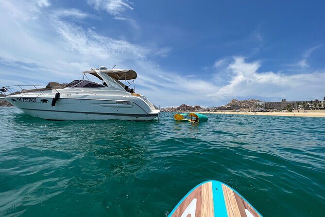 Private yacht rental for 2 hours - Cabo Bay Route: Pelican Beach, Lovers Beach, Sea Lions, and the Arch