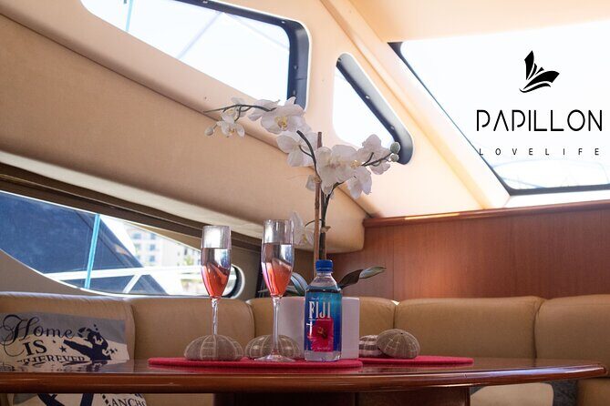 Pura Vida Yacht 42 FT with all inclusive service in Cabo - Price and value: what $2,000 for up to 8 really buys you