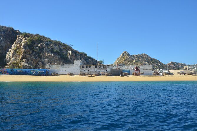 Shared Tour to the Arch of Cabo San Lucas - Guides, Captains, and the Small-Group Advantage