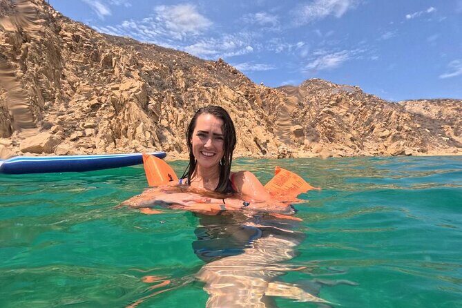 Snorkel Tour in private Trimarán in Los Cabos - Stop 5: Medano Beach