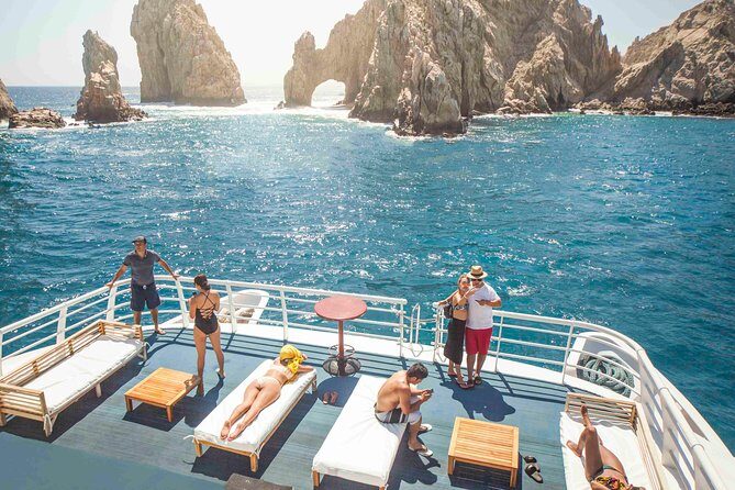 Snorkeling tour in Cabo San Lucas - Where you meet and what to bring for a smooth boarding