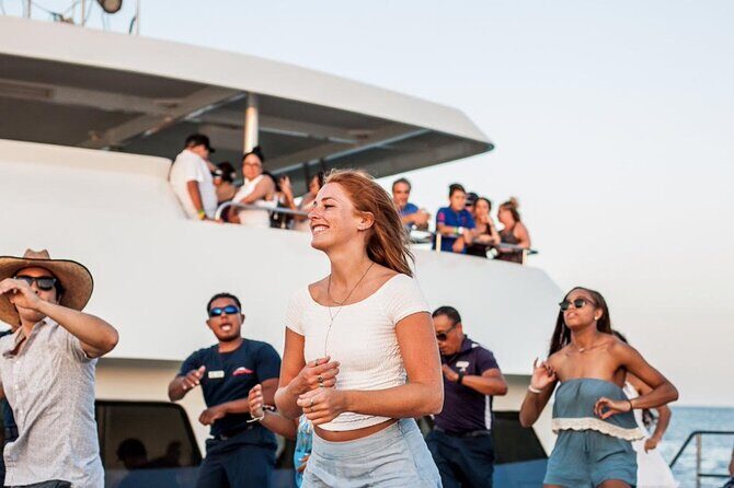 Sunset Dinner Cruise in Los Cabos - Price and value: how $129 stacks up
