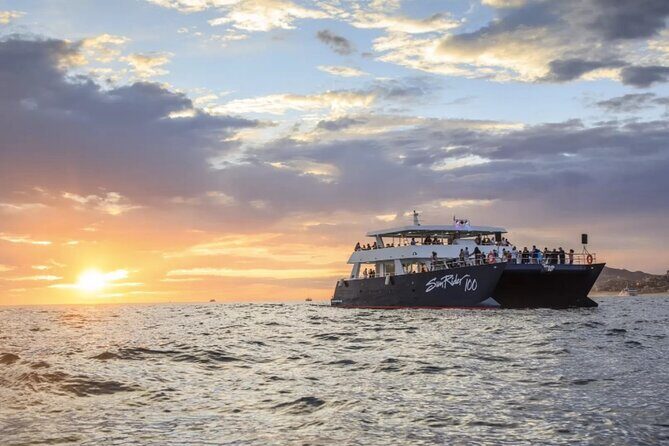 Sunset Dinner Cruise in Los Cabos - Getting to the marina: pickup vs. meet-at-the-gate