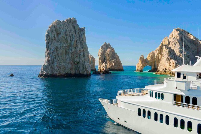 Sunset Mexican Dinner Cruise and Live Music in Cabo San Lucas - Arch views and Lover’s Beach: best moments for photos