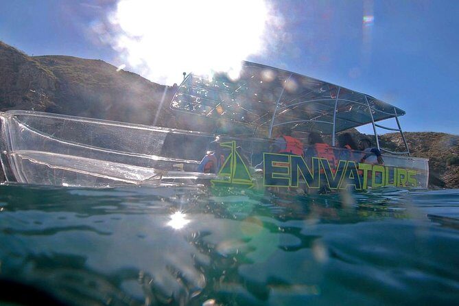 The Arch Tour on a Clear Boat from Cabo San Lucas - El Arco de Cabo San Lucas: getting the best clear-deck view