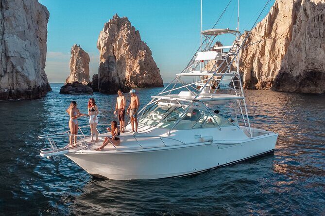 The Finest Private Yacht Experience in Cabo - Why this private yacht is such a smart Cabo splurge