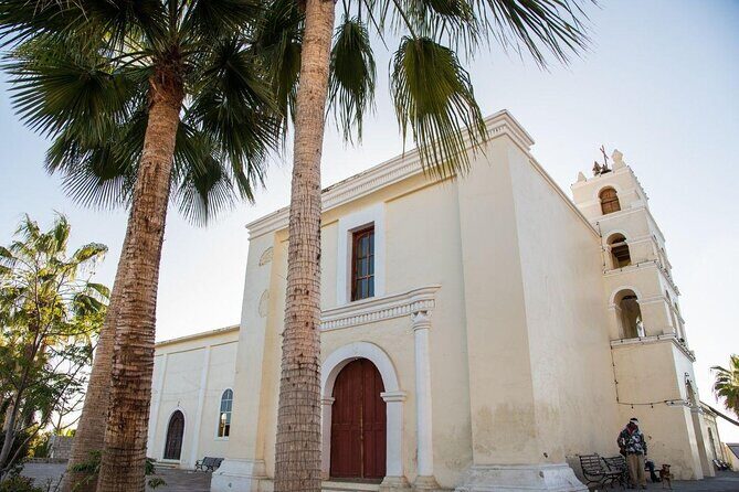 Todos Santos Day Trip from Cabo San Lucas - Hotel California: The Iconic Photo Stop and Lunch Moment