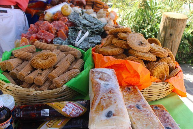 Todos Santos tour & Hotel California - Todos Santos Town Stop: Arts, Mission Vibes, and Lunch Time