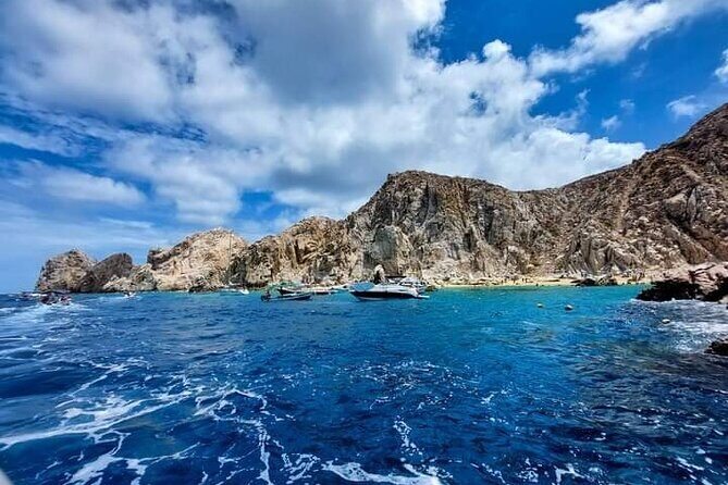 Tour to The Arch and Lover's Beach (optional) from Cabo - Practical expectations: safety rules, beach swaps, and vendor offers