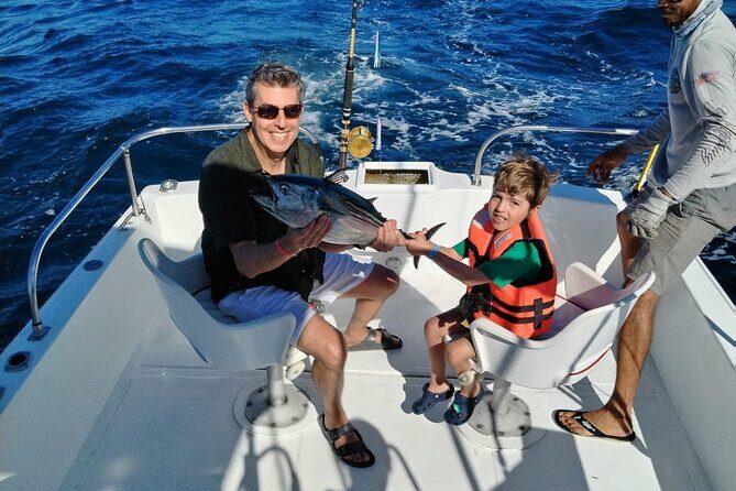 Ultimate Fishing Experience in Cabo - Crew performance: the real reason people come back