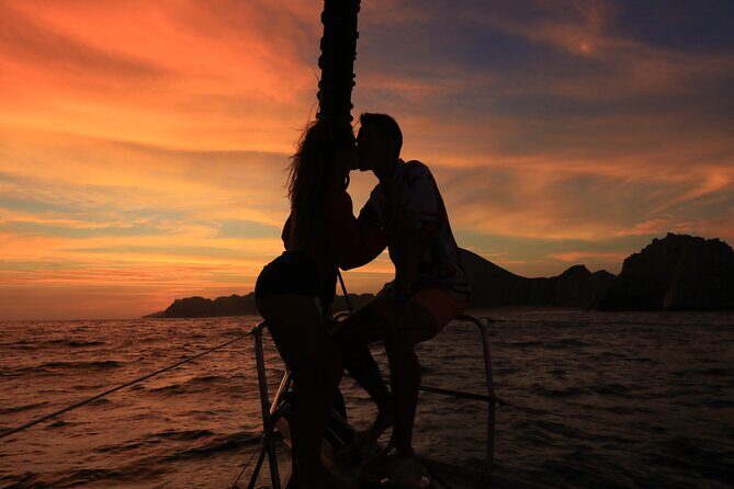 Whale Watching & Arch Catamaran Cruise in Cabo San Lucas - Open Bar Value: Drinks, Playlist, and the “Booze Cruise” Concern
