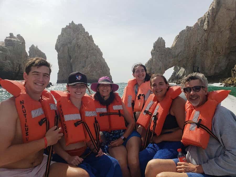 Whale Watching, Cabo San Lucas Arch, and a Trip to Playa del Amor - Arch of Cabo San Lucas: Neptune’s Finger, Pelican Rock, and the Pacific Window
