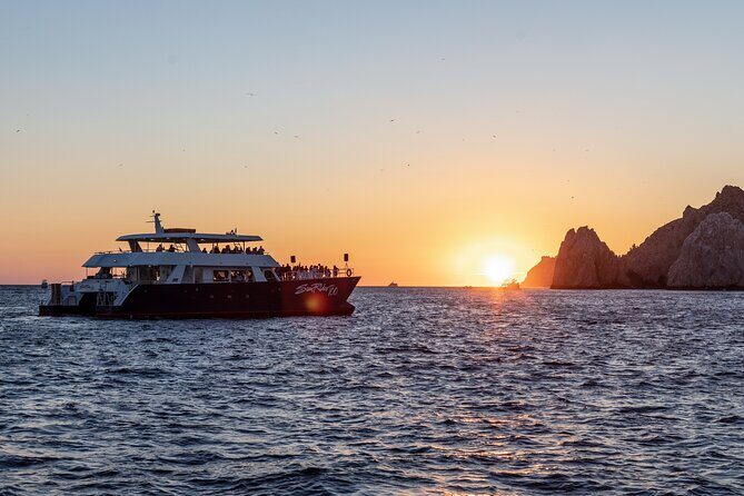 Whale Watching Dinner Cruise in Cabo San Lucas - Seats, boat comfort, and the little stuff you’ll notice
