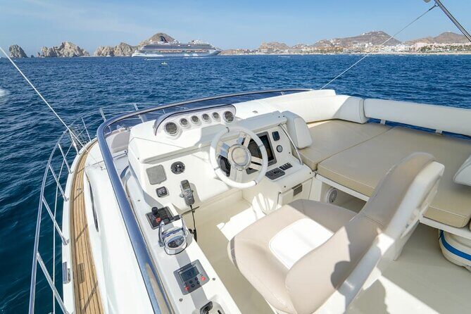 Yacht Azimut for rent in Cabo San Lucas - Why a 3-hour Azimut charter makes Cabo easy