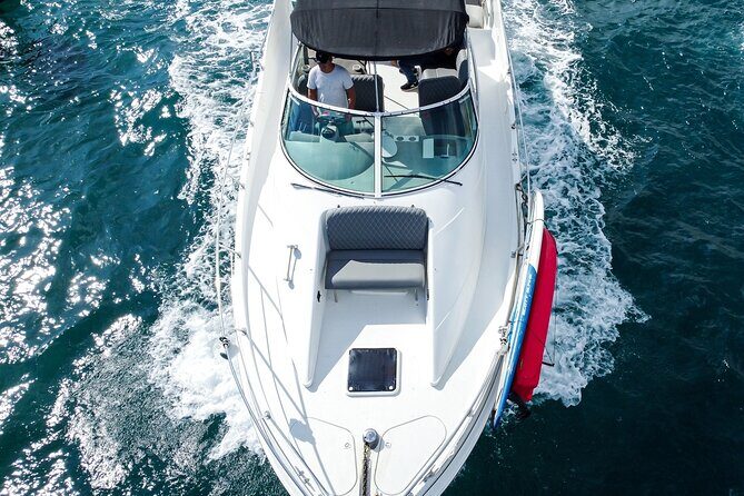 Yacht Carver - Luxury Private Yacht Tour - Why This Private Yacht Tour Fits Cabo So Well