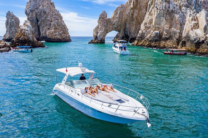 Your Own Private Luxury Yacht Experience in Cabo San Lucas - Food, premium bar, and the extras that make it feel special